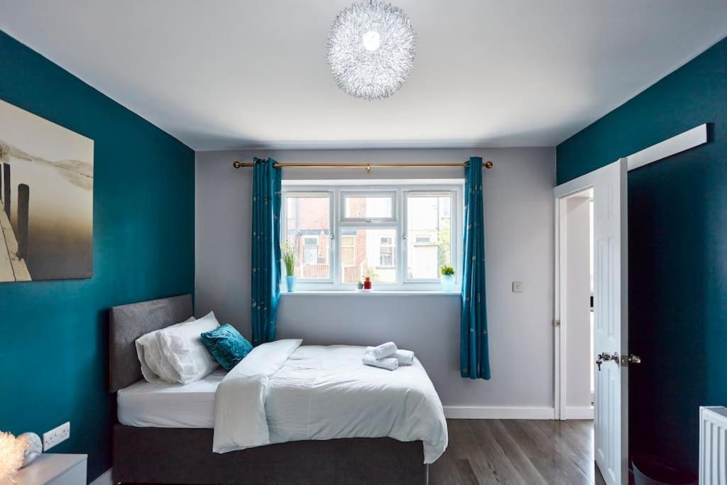 *Little Haven In Leeds* ¤Private Parking¤ Ensuite Λιντς Εξωτερικό φωτογραφία