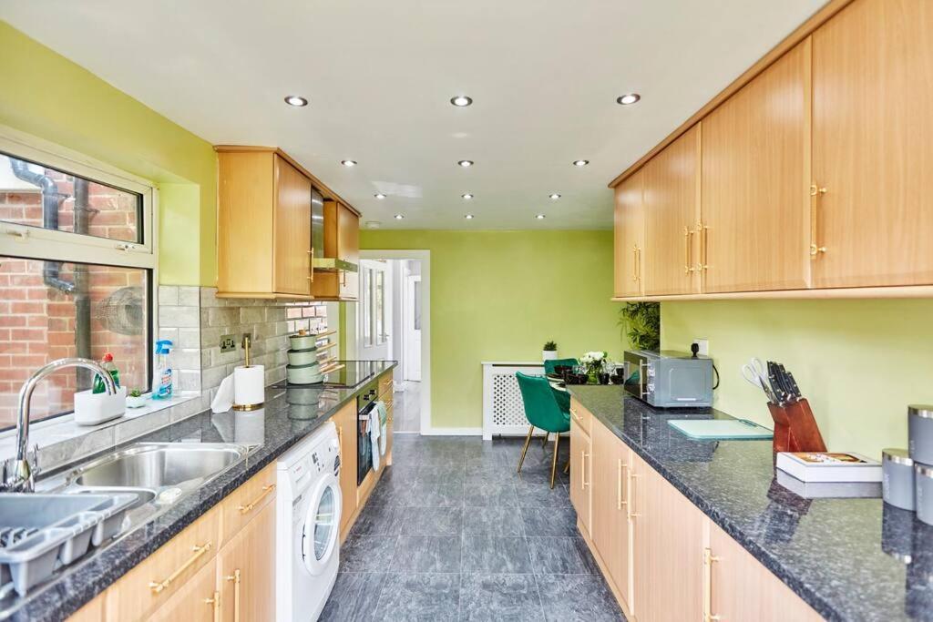 *Little Haven In Leeds* ¤Private Parking¤ Ensuite Λιντς Εξωτερικό φωτογραφία
