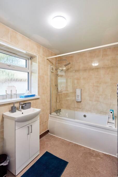 *Little Haven In Leeds* ¤Private Parking¤ Ensuite Λιντς Εξωτερικό φωτογραφία