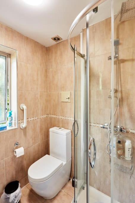 *Little Haven In Leeds* ¤Private Parking¤ Ensuite Λιντς Εξωτερικό φωτογραφία