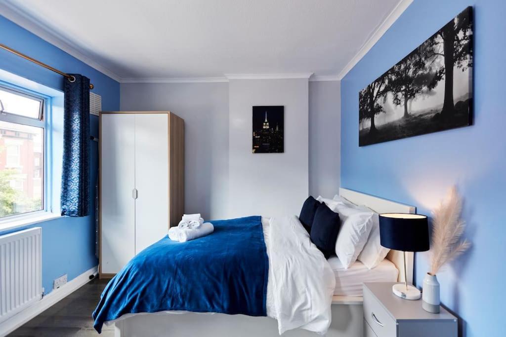 *Little Haven In Leeds* ¤Private Parking¤ Ensuite Λιντς Εξωτερικό φωτογραφία
